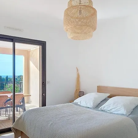 Apartman Appart, Vue Exceptionnelle A Sanary, A Pied 10mn Criques Et