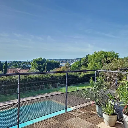 Appart, Vue Exceptionnelle A Sanary, A Pied 10mn Criques Et Apartman *