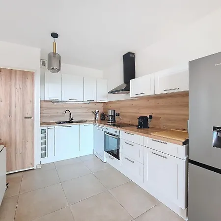 Appart, Vue Exceptionnelle A Sanary, A Pied 10mn Criques Et Apartman *