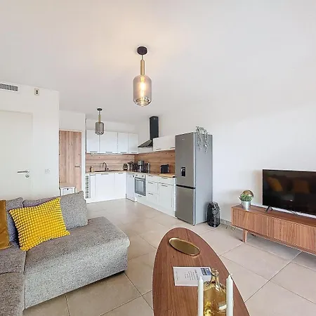 Apartman Appart, Vue Exceptionnelle A Sanary, A Pied 10mn Criques Et Sanary-sur-Mer